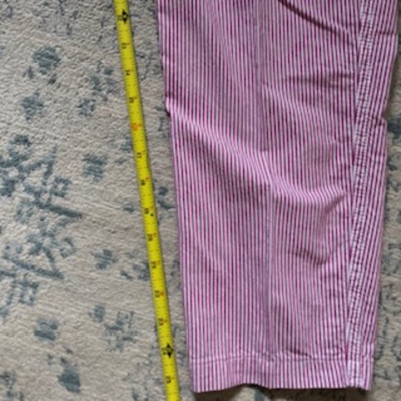 Liz Claiborne Pink Striped Cropped Pants - Picture 6 of 8